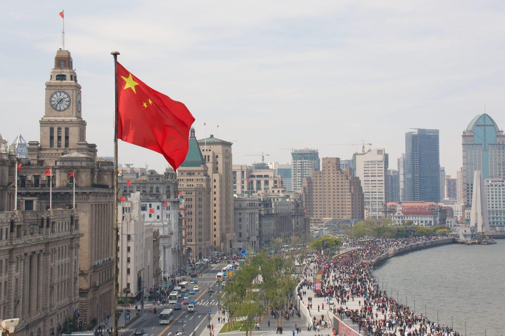 Extralimitación del gobierno desencadena corridas bancarias en China